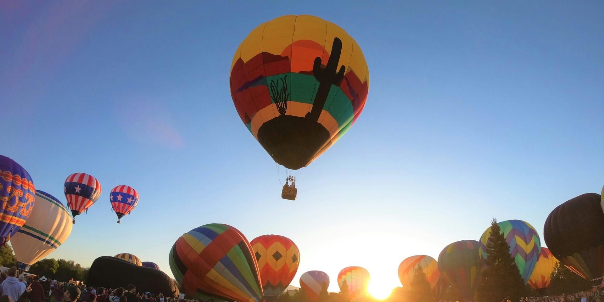 Temecula Welcomes Balloon & Wine Festival with Country Music Extravaganza